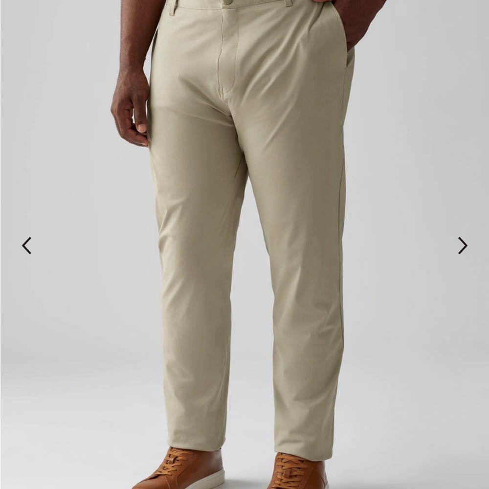 RHONE Men’s Commuter Pant Classic Size 40 Khaki